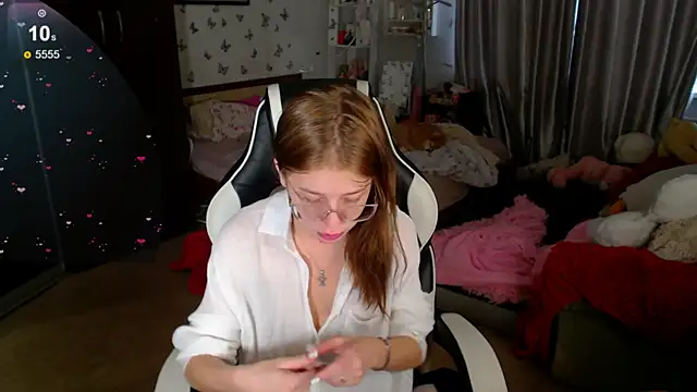 Kira honeyy online show from April 12, 6:49 am