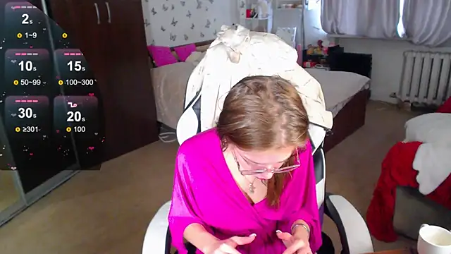 Kira honeyy online show from April 11, 6:43 am