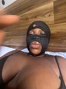 Snapshot of Ebony_nasty_girl chatting on June 29, 7:15 am Ebony nasty girl online show from June 29, 7:15 am