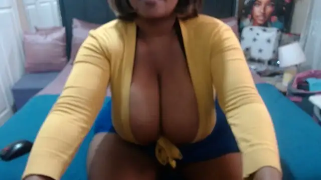 BUSTYDEE online show from October 15, 2:36 pm