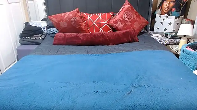 BUSTYDEE online show from June 7, 1:27 pm