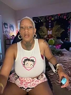 MzParker online show from December 15, 3:07 pm