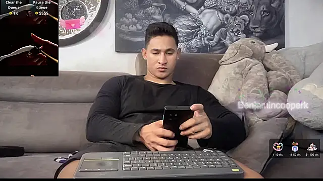 BenjaminCooperk online show from November 26, 6:30 pm