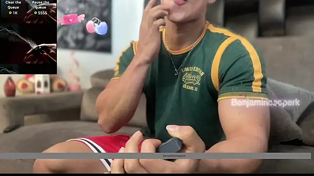 BenjaminCooperk online show from November 17, 5:33 am