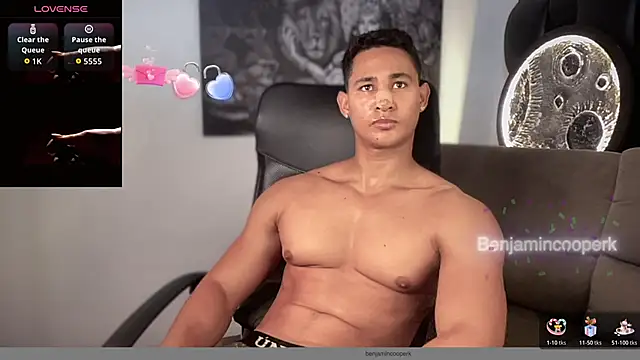 Snapshot of BenjaminCooperk chatting on October 22, 4:17 pm BenjaminCooperk online show from October 22, 4:17 pm