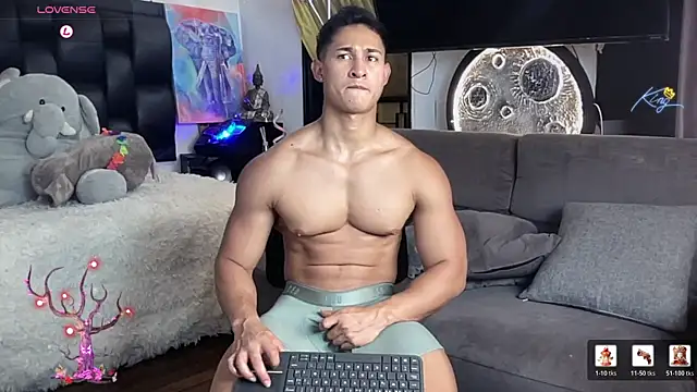 BenjaminCooperk online show from May 29, 12:27 am