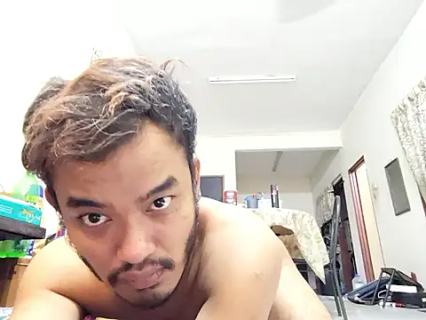 eizy2310 online show from December 7, 7:49 pm