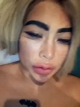 Snapshot of HorneyKitten chatting on September 23, 10:50 pm HorneyKitten online show from September 23, 10:50 pm