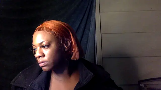 Snapshot of AlexaTheSlut chatting on November 5, 4:59 am AlexaTheSlut online show from November 5, 4:59 am