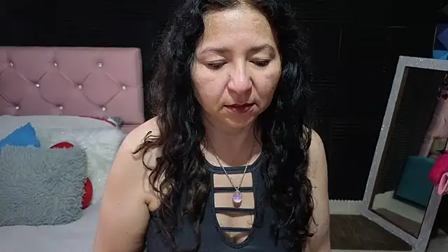 katifoxx online show from May 4, 2:53 pm