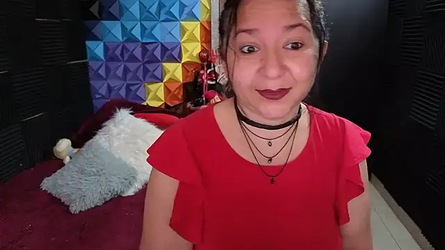 katifoxx online show from January 11, 3:30 pm