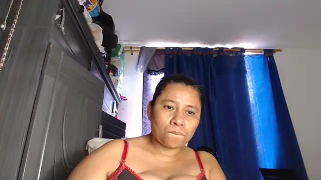 adrixxx38 online show from March 21, 10:13 pm