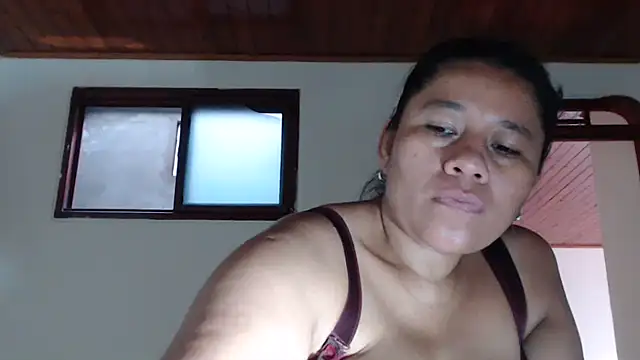 Snapshot of adrixxx38 chatting on July 18, 9:01 pm adrixxx38 online show from July 18, 9:01 pm