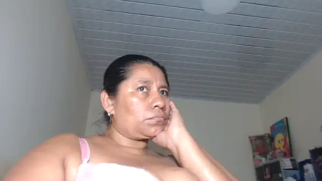 adrixxx38 online show from November 10, 5:45 am