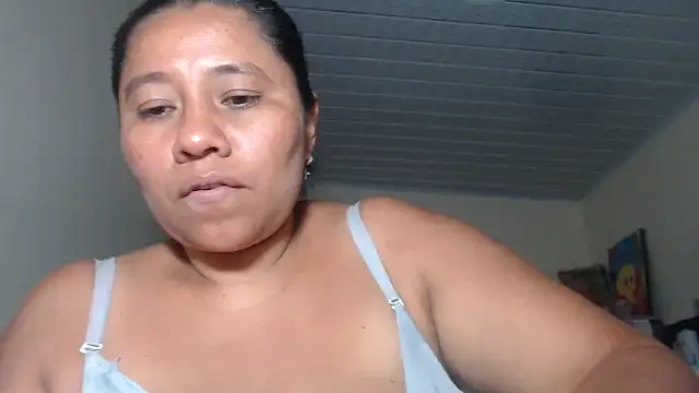 Snapshot of adrixxx38 chatting on September 29, 10:15 pm adrixxx38 online show from September 29, 10:15 pm