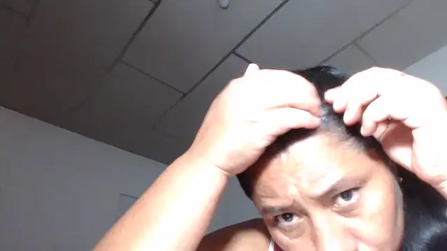 adrixxx38 online show from December 17, 9:09 pm