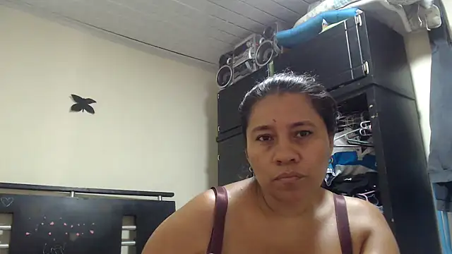 adrixxx38 online show from May 18, 7:40 pm
