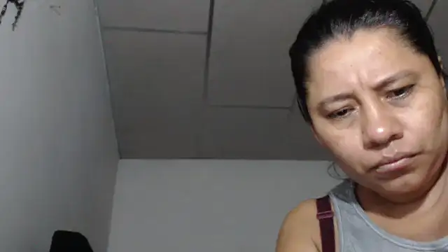 adrixxx38 online show from February 8, 10:24 am