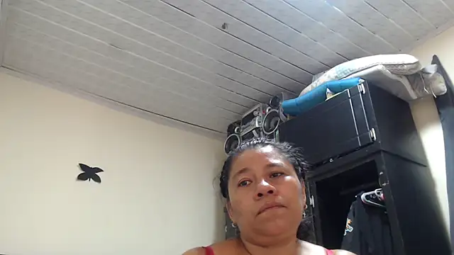 Snapshot of adrixxx38 chatting on June 10, 8:32 pm adrixxx38 online show from June 10, 8:32 pm