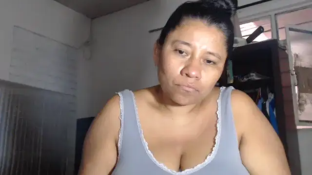 adrixxx38 online show from February 23, 10:32 pm