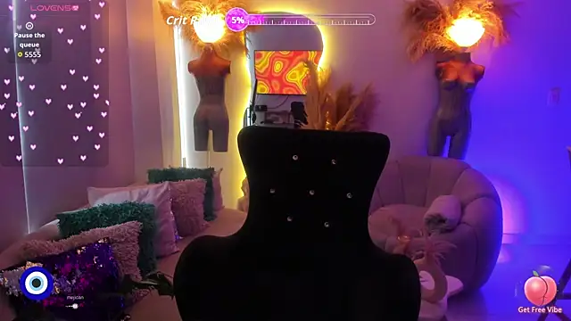 Snapshot of Angel_Peach chatting on June 15, 2:17 pm Angel Peach online show from June 15, 2:17 pm