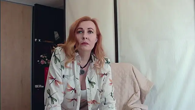 Snapshot of FreeMyFire chatting on March 1, 2:22 am FreeMyFire online show from March 1, 2:22 am