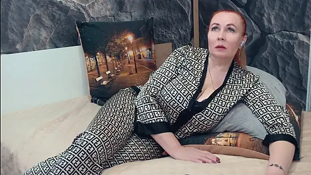 Snapshot of FreeMyFire chatting on November 30, 1:06 am FreeMyFire online show from November 30, 1:06 am