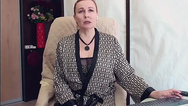 Snapshot of FreeMyFire chatting on March 2, 2:34 am FreeMyFire online show from March 2, 2:34 am