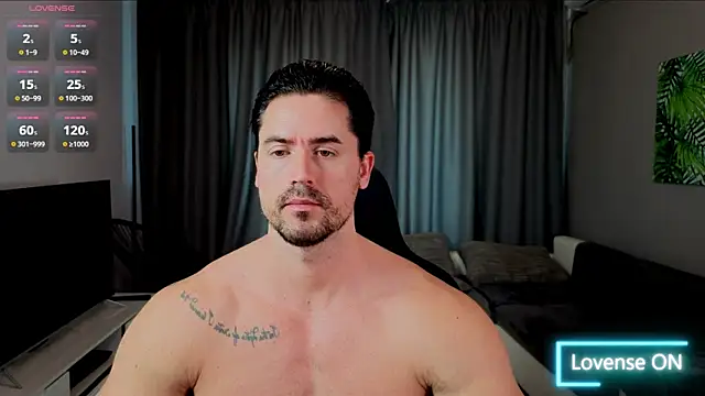 Snapshot of jasonblake19 chatting on May 15, 5:49 am jasonblake19 online show from May 15, 5:49 am