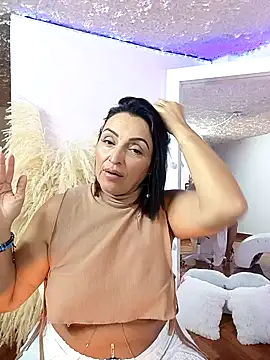 zullyxhot online show from October 7, 9:38 pm