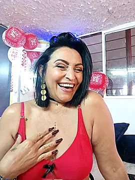 zullyxhot online show from September 17, 9:50 pm