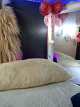 zullyxhot online show from September 19, 10:14 pm