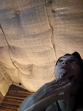 zullyxhot online show from February 14, 12:00 am