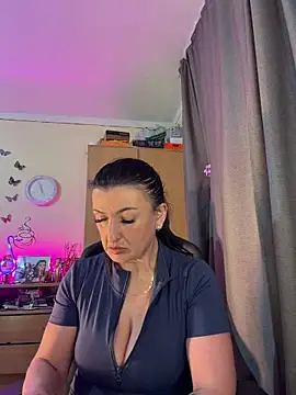 Hotangel75 online show from May 6, 8:29 am