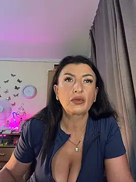 Snapshot of Hotangel75 chatting on July 3, 5:25 am Hotangel75 online show from July 3, 5:25 am