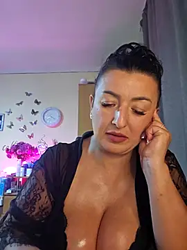 Hotangel75 online show from October 4, 5:20 am