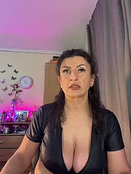 Hotangel75 online show from May 17, 5:07 am