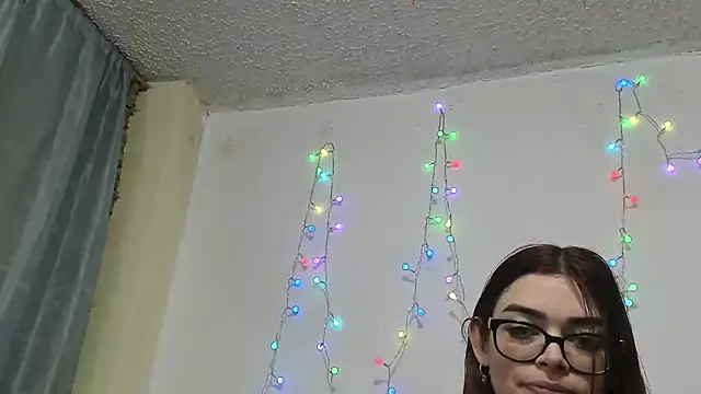 Snapshot of cherry_weet_29 chatting on March 15, 2:35 am cherry weet 29 online show from March 15, 2:35 am