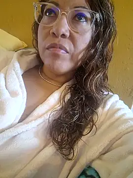 Snapshot of mila38 chatting on October 21, 8:47 am mila38 online show from October 21, 8:47 am