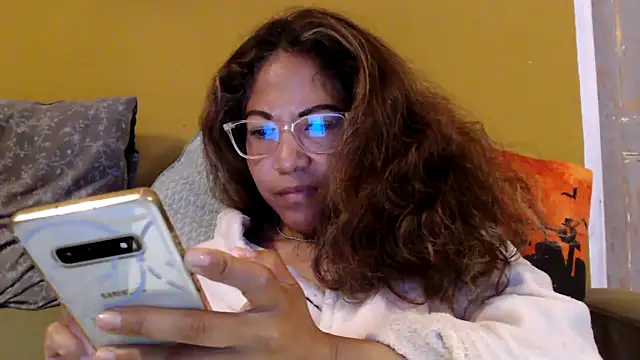 Snapshot of mila38 chatting on March 14, 11:53 pm mila38 online show from March 14, 11:53 pm