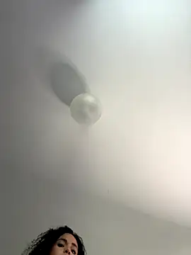 Snapshot of Clara-xoxo chatting on November 10, 2:00 pm Clara-xoxo online show from November 10, 2:00 pm