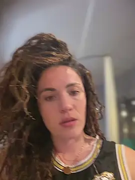 Clara-xoxo online show from February 13, 10:59 am