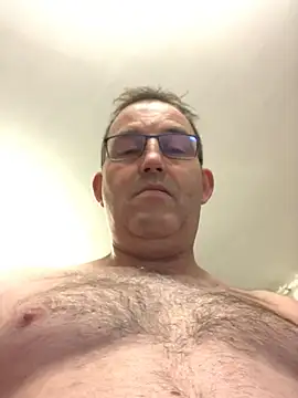 Lentbulant online show from March 16, 3:39 pm