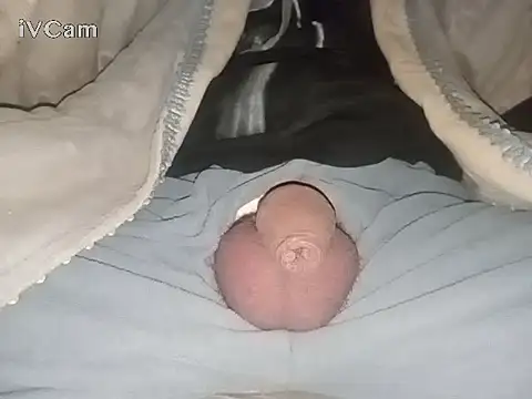 Snapshot of Bigdick666cm chatting on February 9, 4:14 am Bigdick666cm online show from February 9, 4:14 am