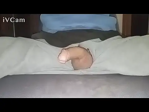 Snapshot of Bigdick666cm chatting on November 14, 5:05 pm Bigdick666cm online show from November 14, 5:05 pm