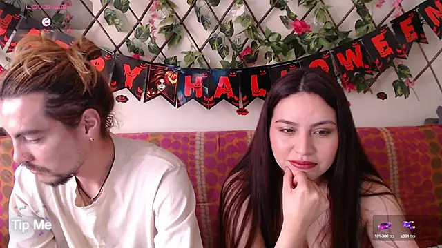 Snapshot of Jack_Emily1 chatting on October 20, 5:13 pm Jack Emily1 online show from October 20, 5:13 pm