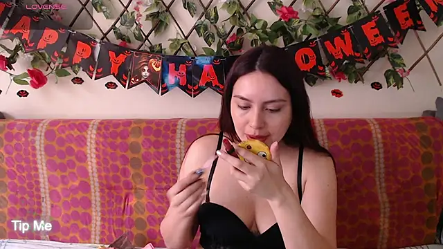 Snapshot of Jack_Emily1 chatting on October 21, 2:16 pm Jack Emily1 online show from October 21, 2:16 pm