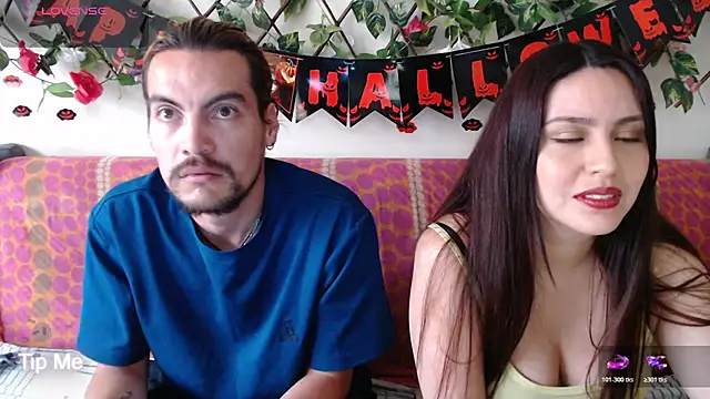 Snapshot of Jack_Emily1 chatting on October 30, 6:38 pm Jack Emily1 online show from October 30, 6:38 pm