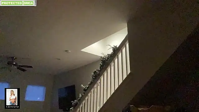 Snapshot of JordynGrange chatting on January 20, 10:48 pm JordynGrange online show from January 20, 10:48 pm