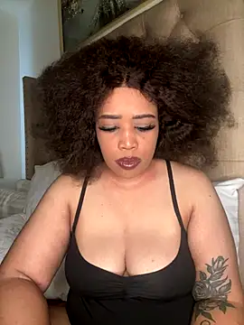 CAMMII  online show from November 19, 11:10 am